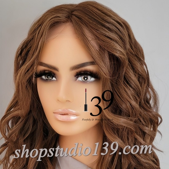 Sexy human hair lace front wavy bob - Picture 2 of 4